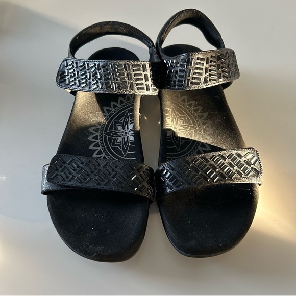 Marz Adjustable Sport Sandal – Arch Support & Comfort | aetrex Aetrex Marcy sandal 8/39black